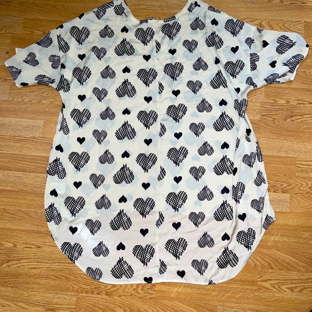 Melissa McCarthy Seven7 3X High-Low Black & Cream Heart Love Pattern Tunic - Picture 6 of 9